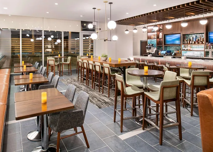 Hyatt Place East Moline/quad Cities 3*
